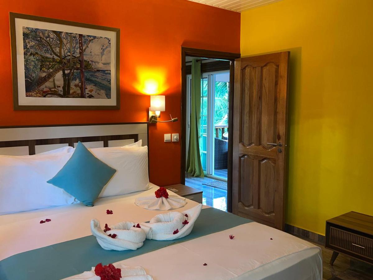 Chloe'S Cottage Self-Catering La Digue Exteriör bild