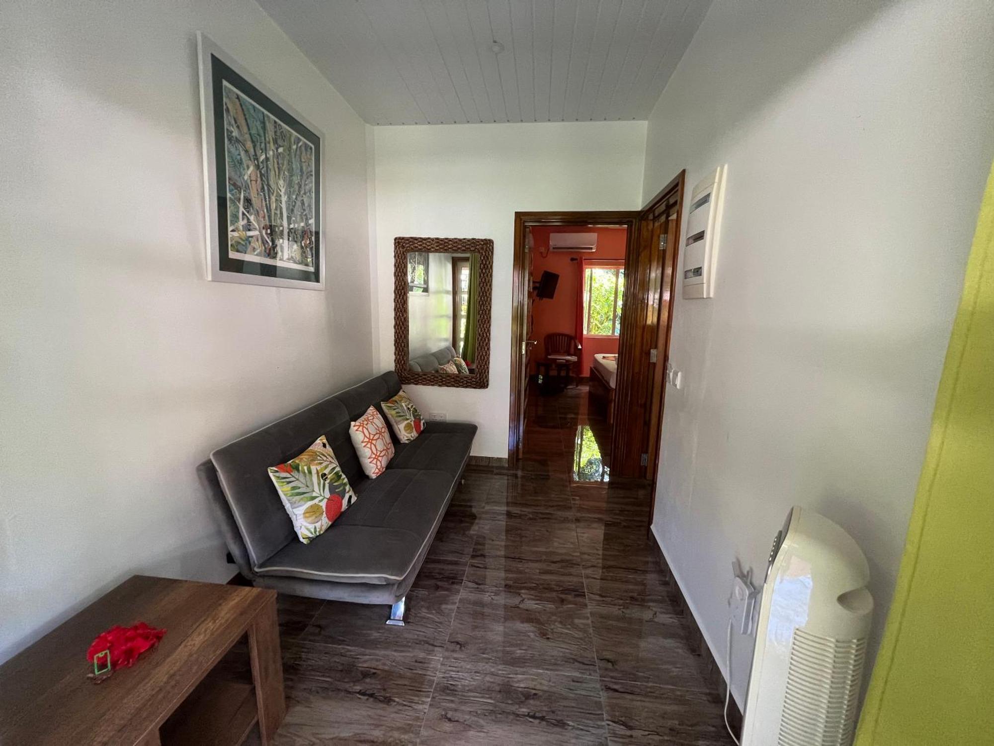 Chloe'S Cottage Self-Catering La Digue Exteriör bild