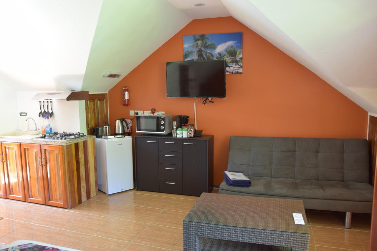 Chloe'S Cottage Self-Catering La Digue Exteriör bild
