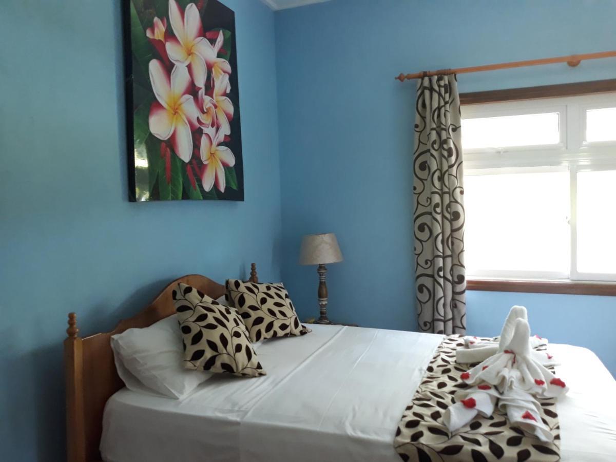 Chloe'S Cottage Self-Catering La Digue Rum bild